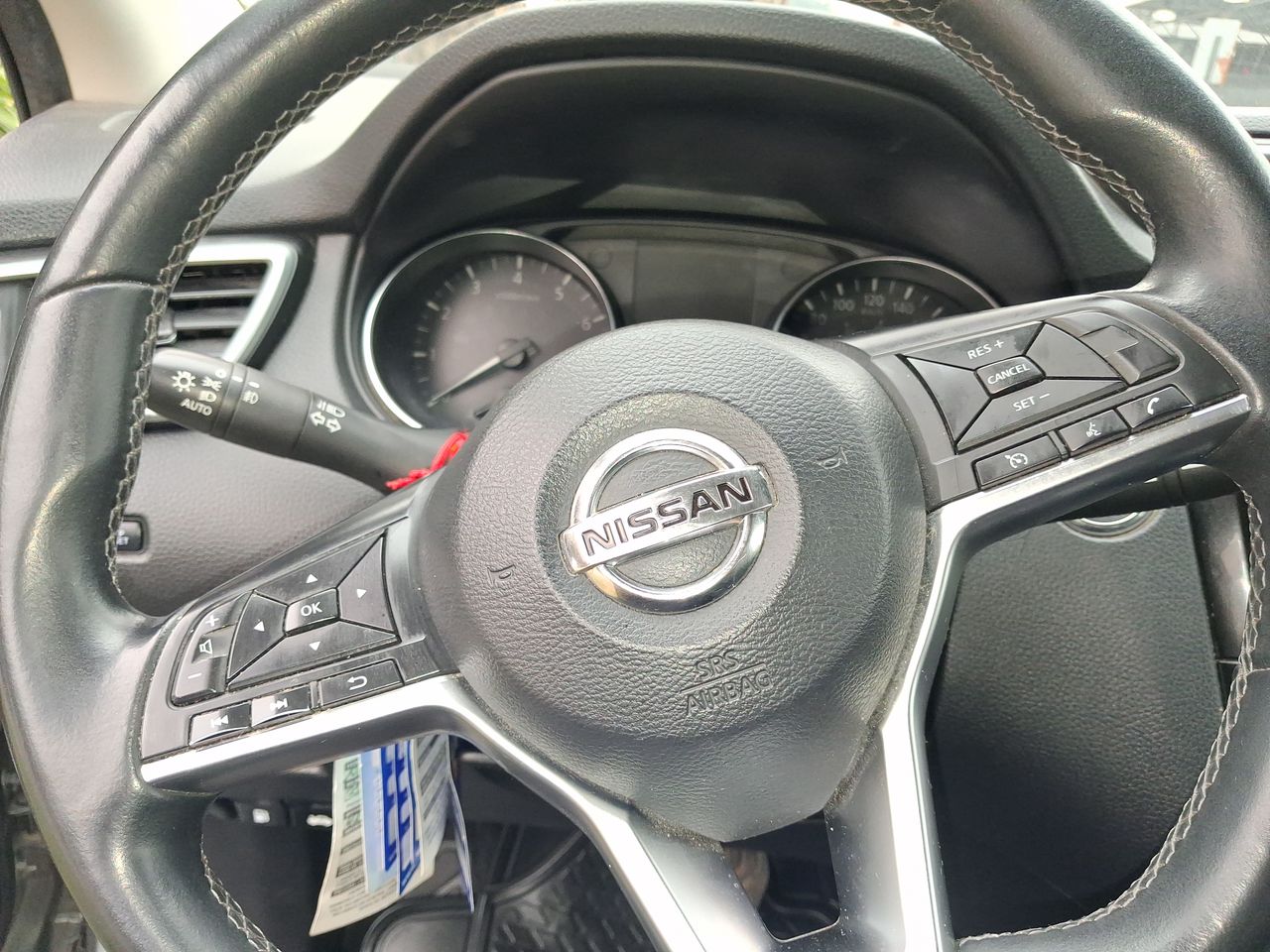 NISSAN - 17