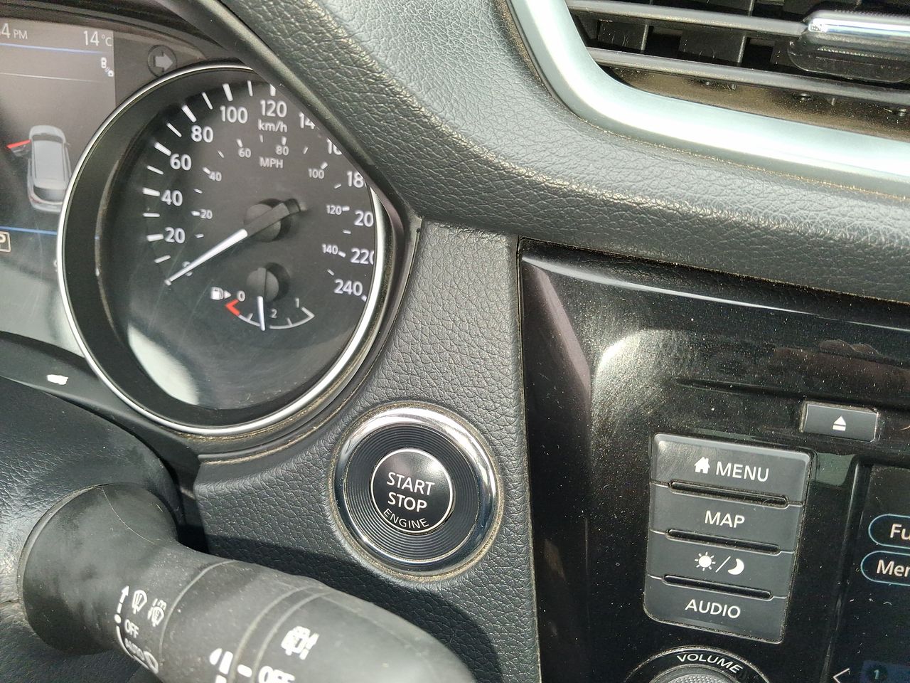 NISSAN - 28