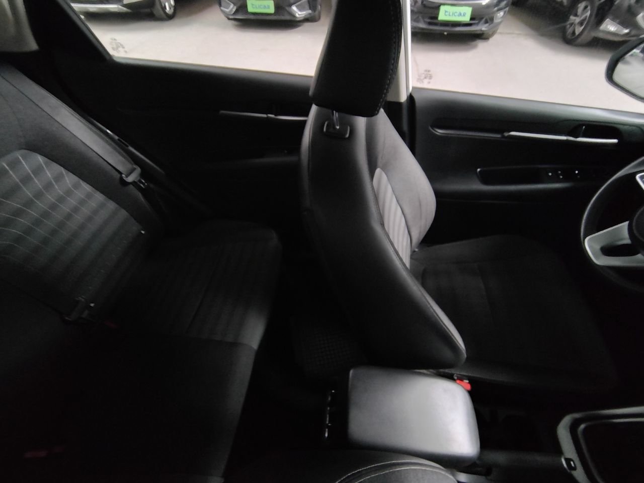 KIA - 15