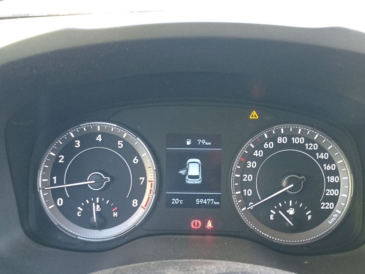 HYUNDAI - 25