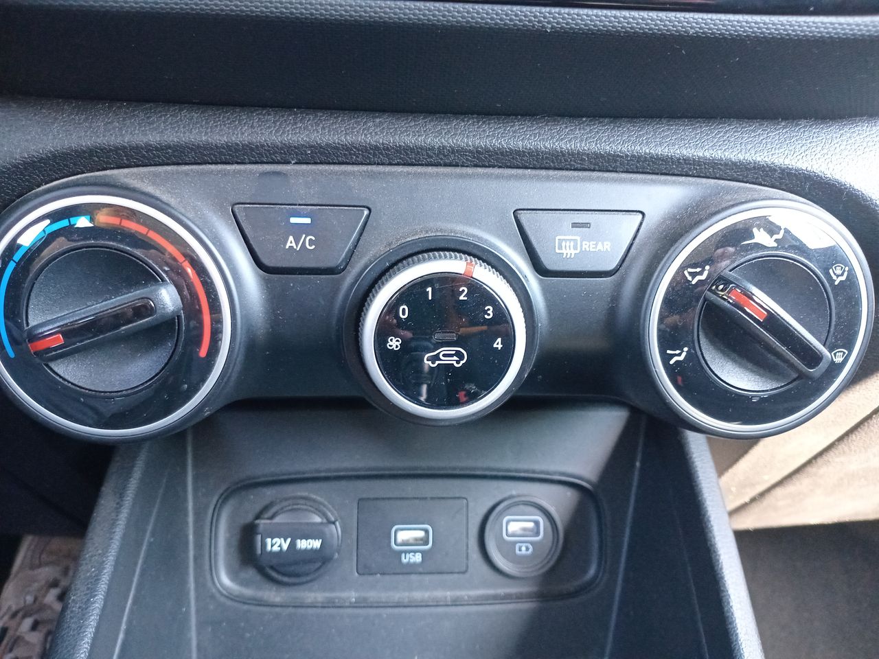HYUNDAI - 28