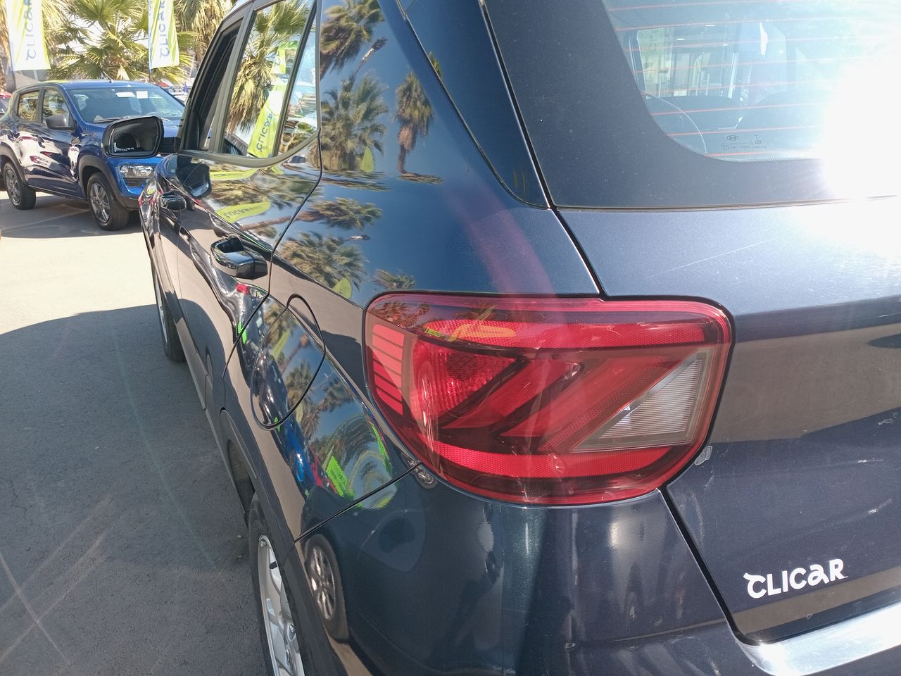 HYUNDAI - 18