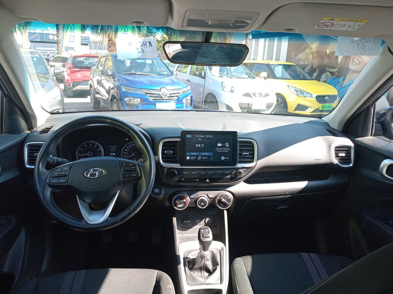 HYUNDAI - 9