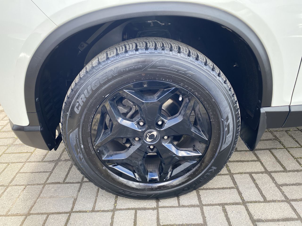 SSANGYONG - 15