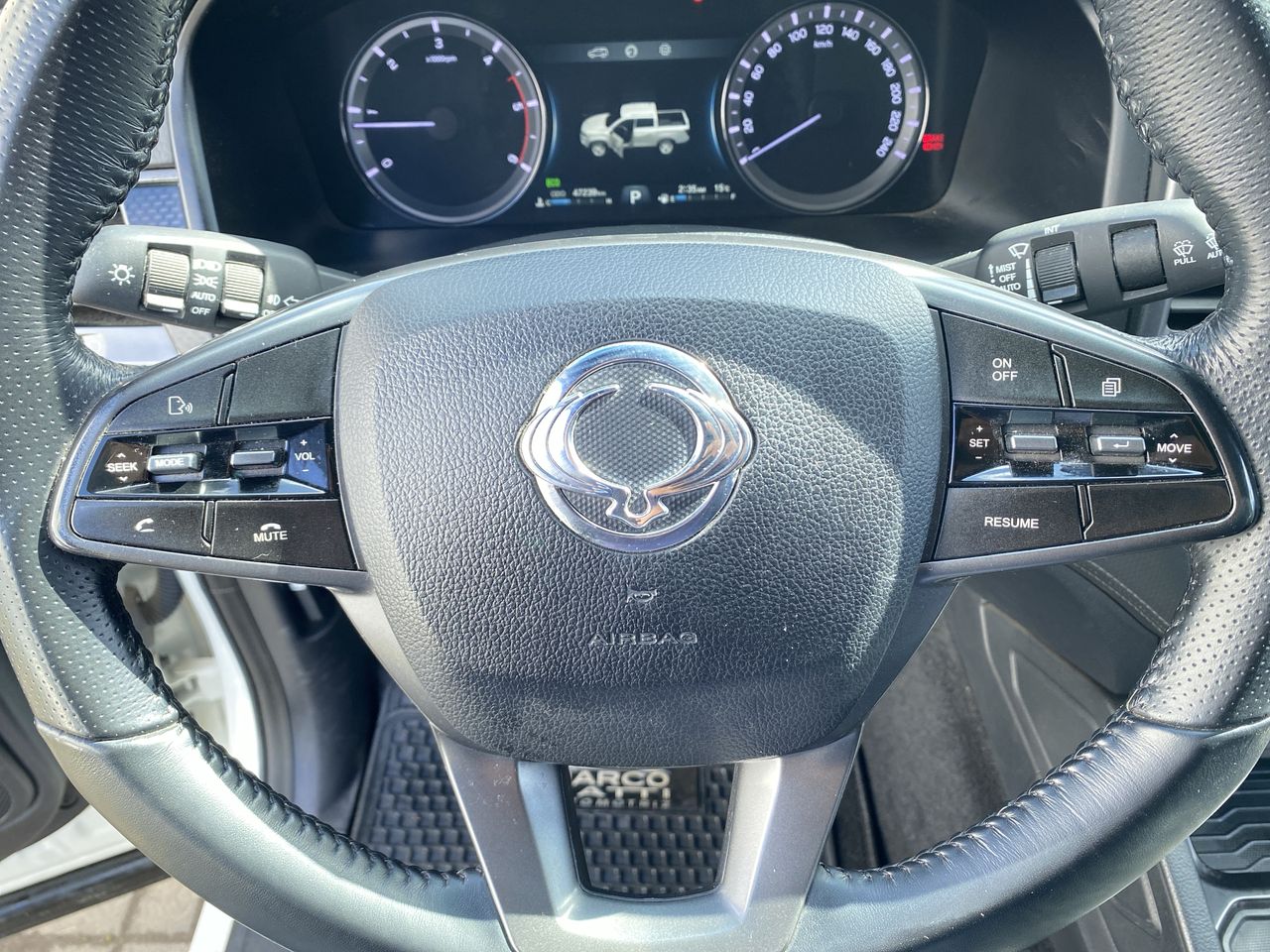 SSANGYONG - 25