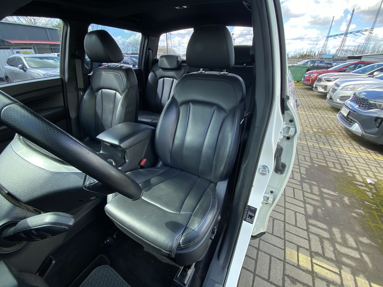 SSANGYONG - 23