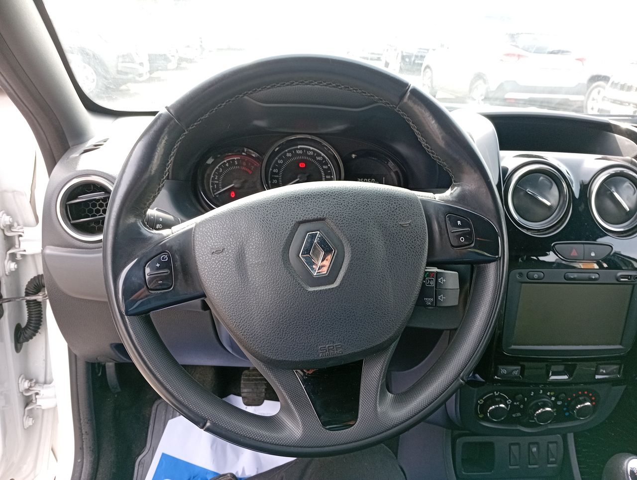RENAULT - 15