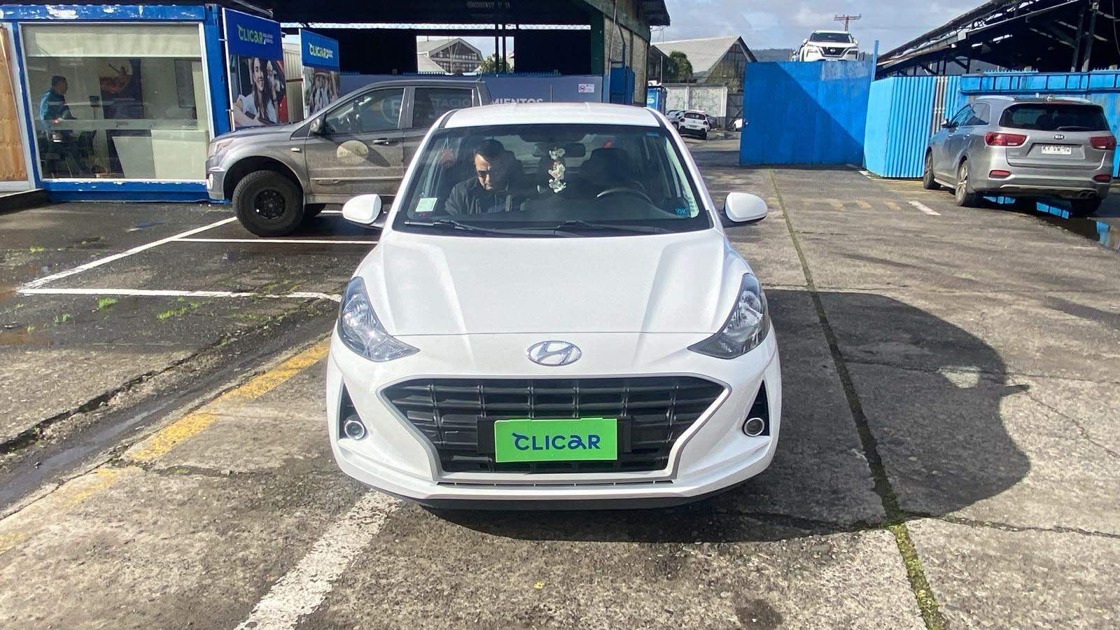 HYUNDAI - 2