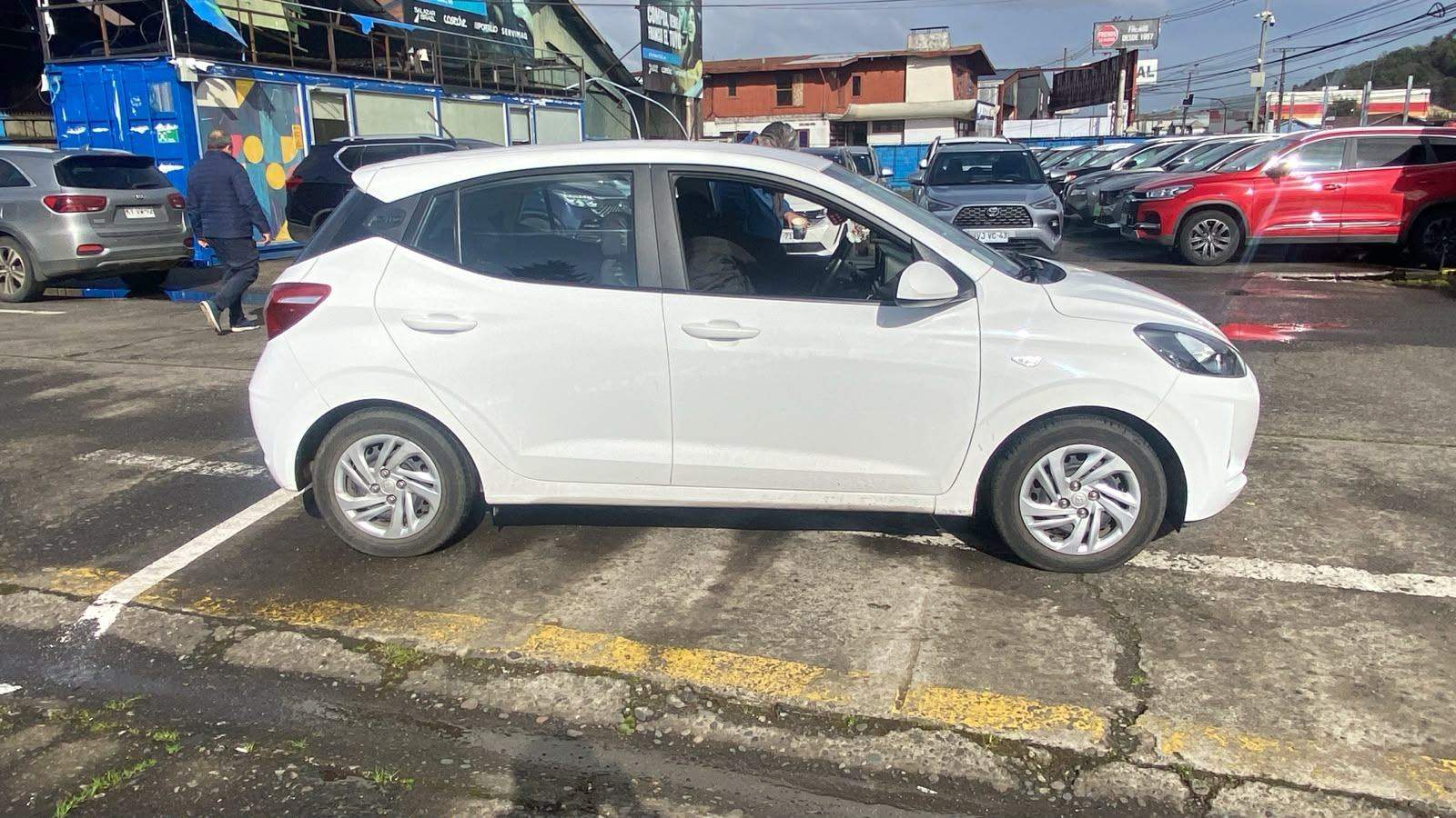 HYUNDAI - 3