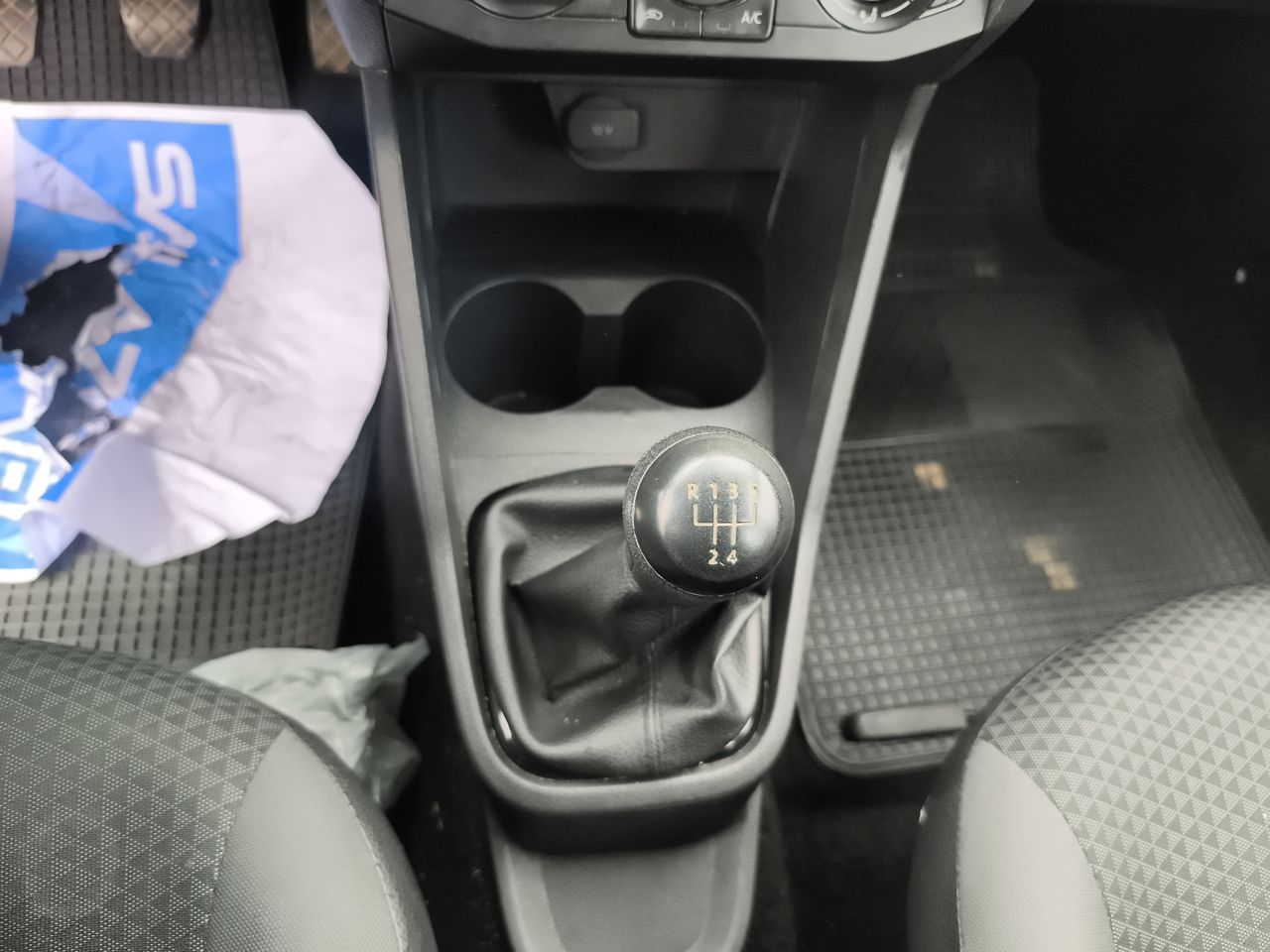 Volkswagen Gol — foto 21 de 24