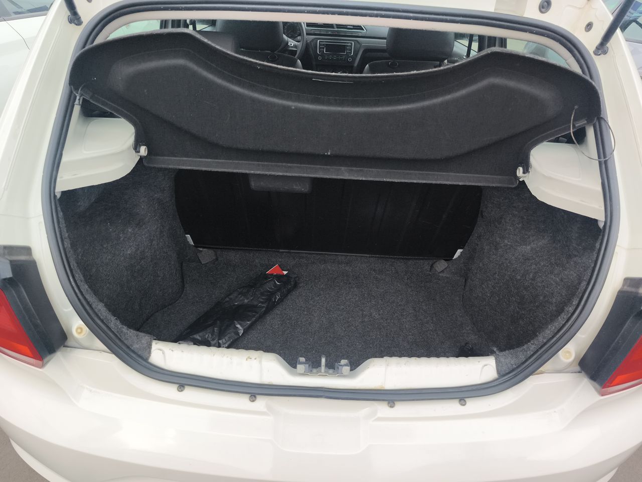 Volkswagen Gol — foto 11 de 24