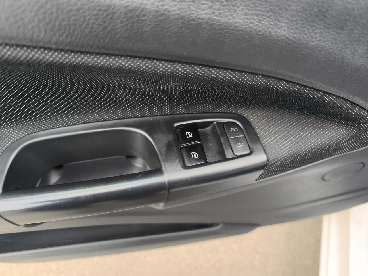 Volkswagen Gol — foto 12 de 24