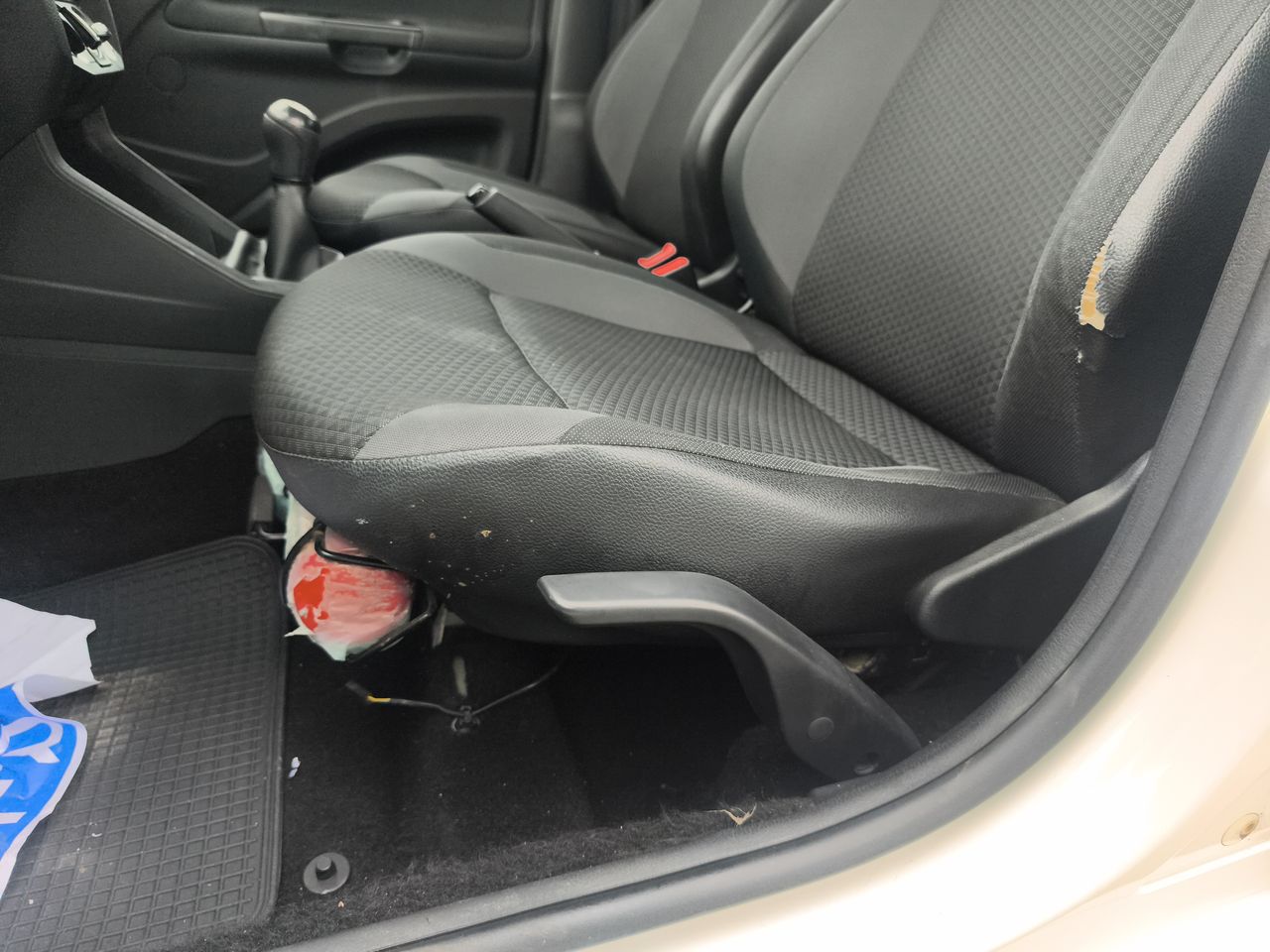Volkswagen Gol — foto 13 de 24