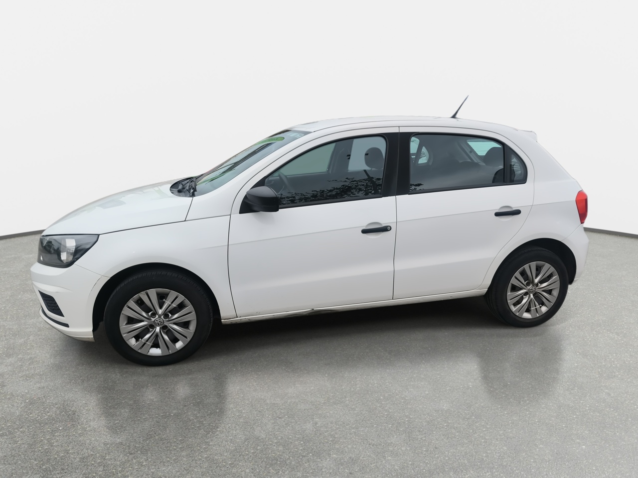 VOLKSWAGEN - 4