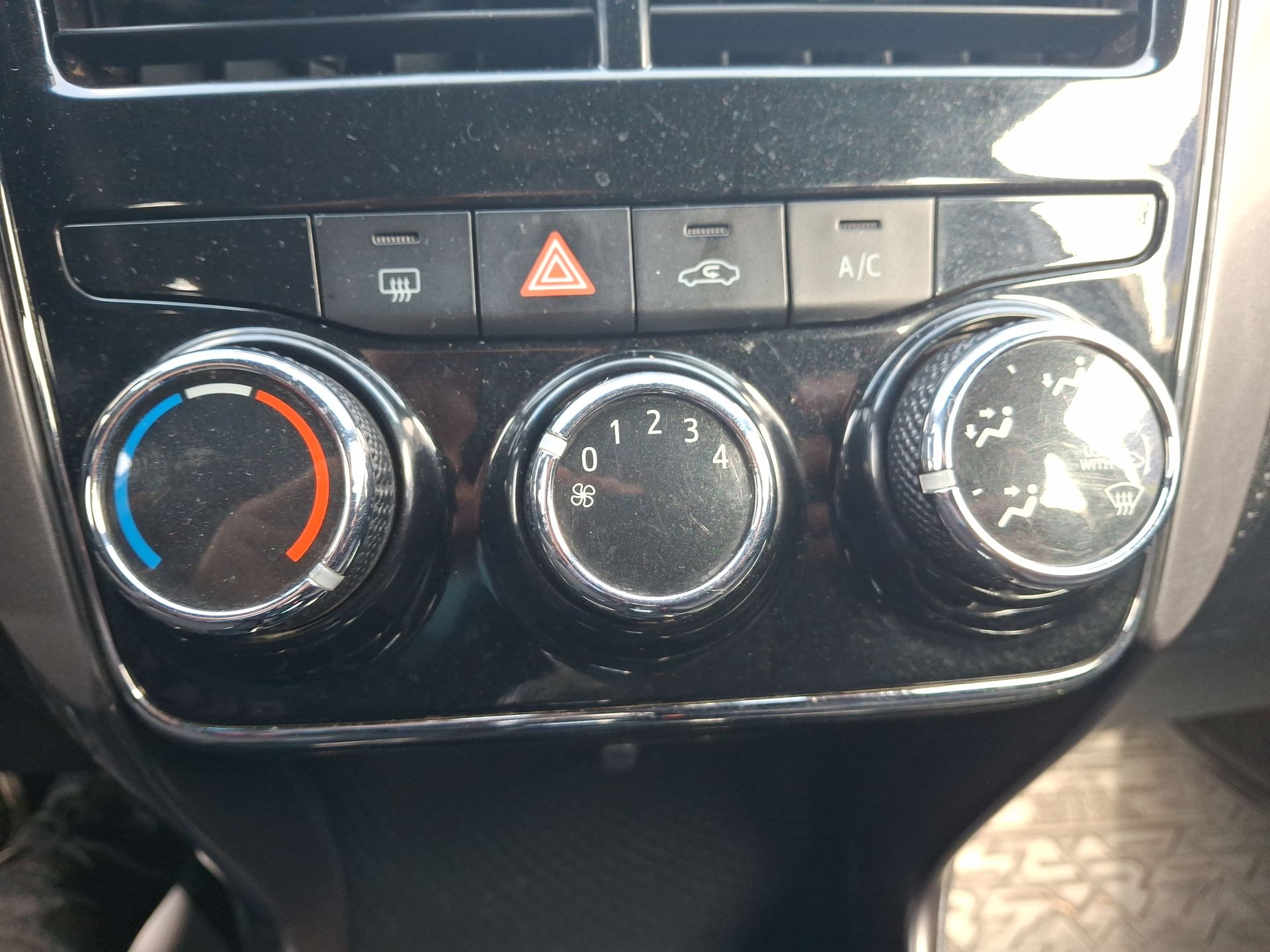 TOYOTA - 24