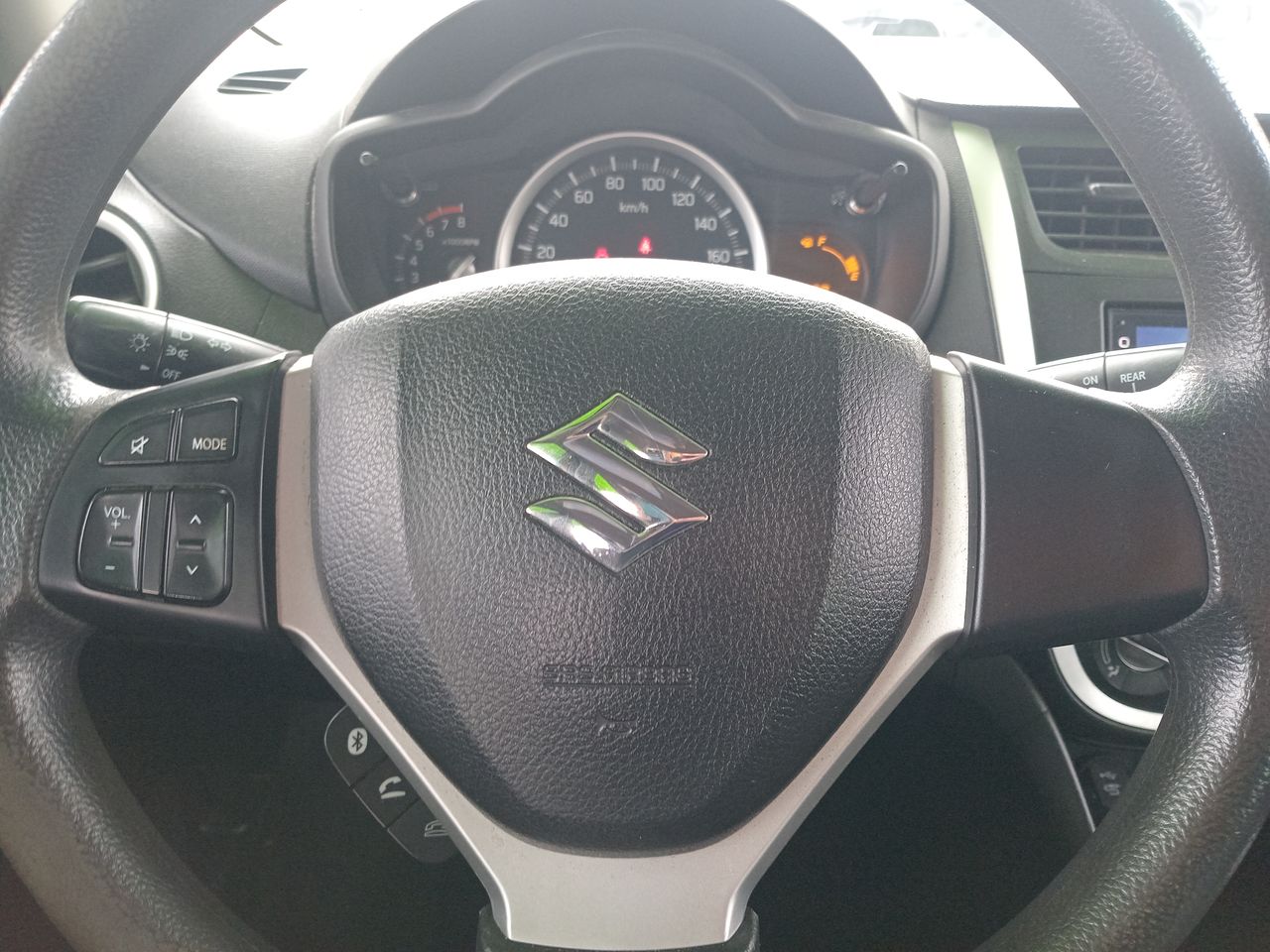Suzuki Celerio — foto 25 de 33