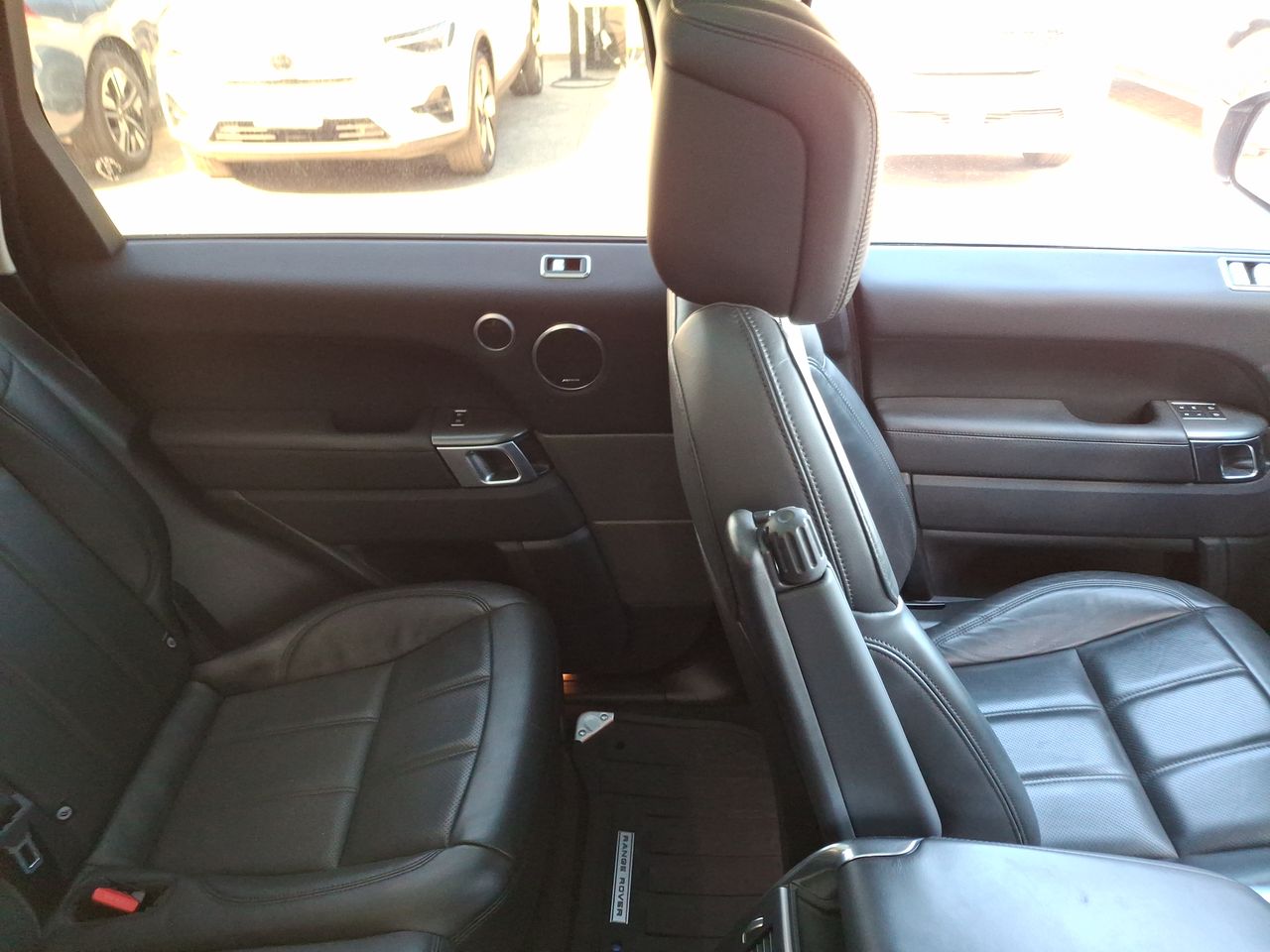 LAND ROVER - 15