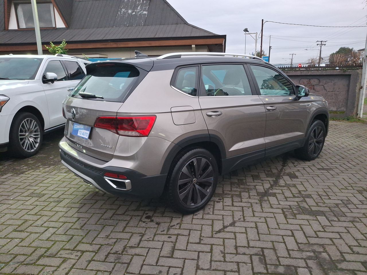 VOLKSWAGEN - 7