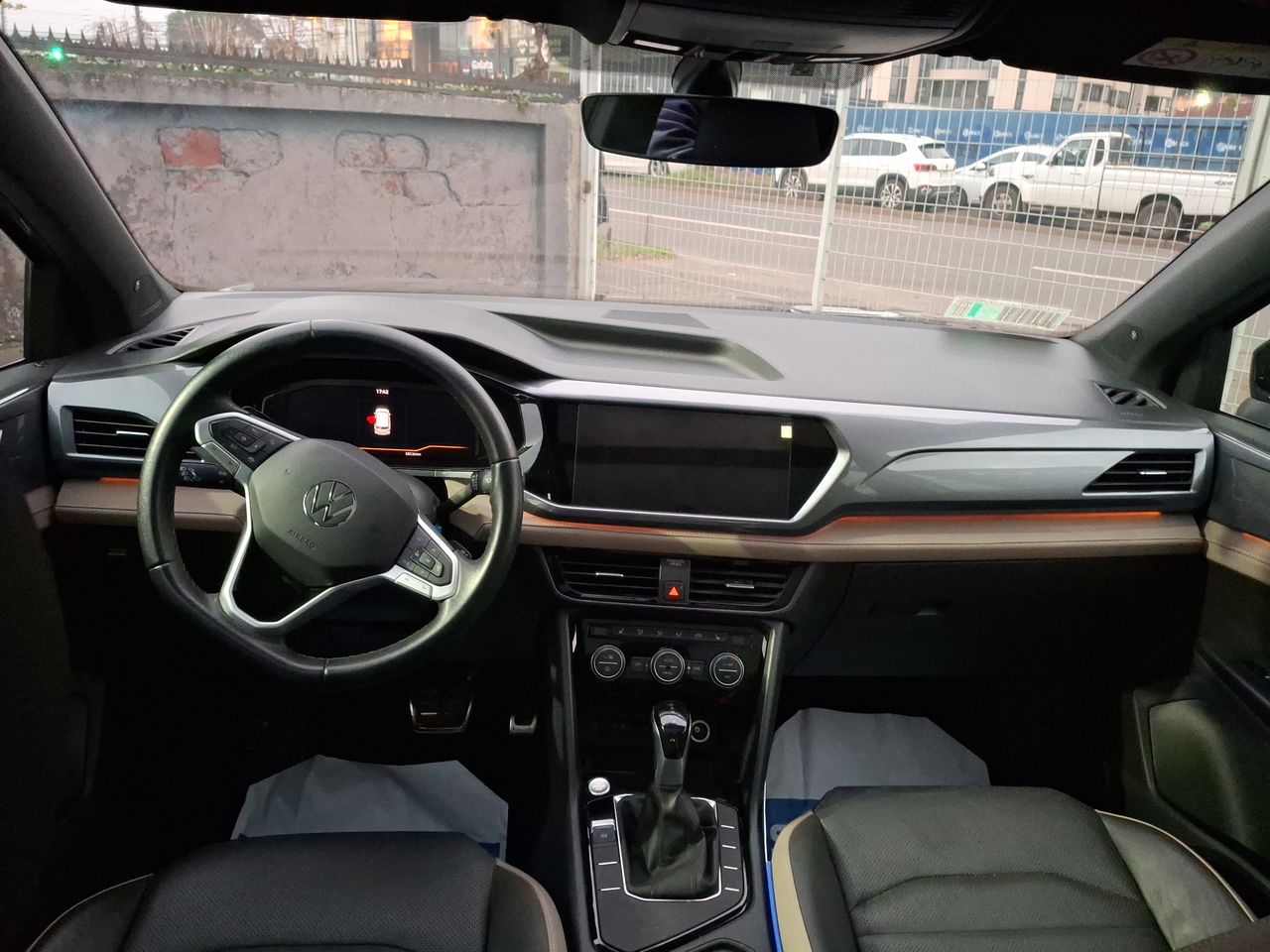 VOLKSWAGEN - 9