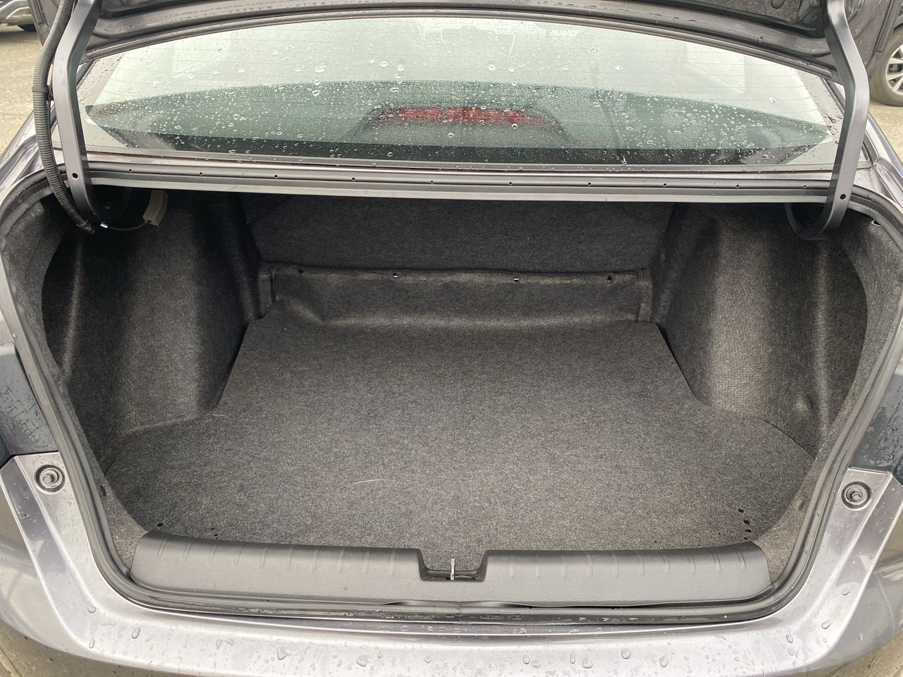 Honda City — foto 14 de 27