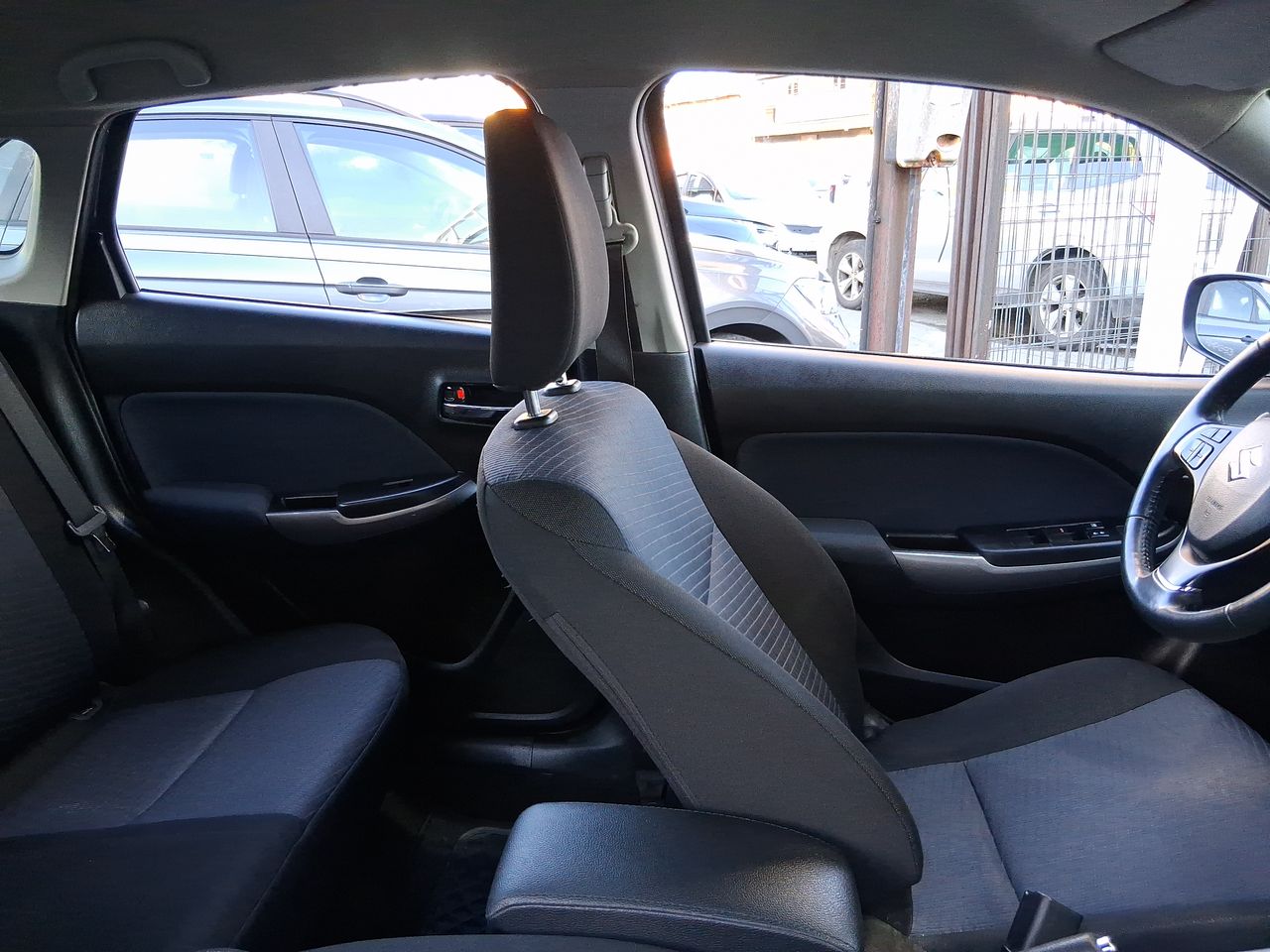 SUZUKI - 5