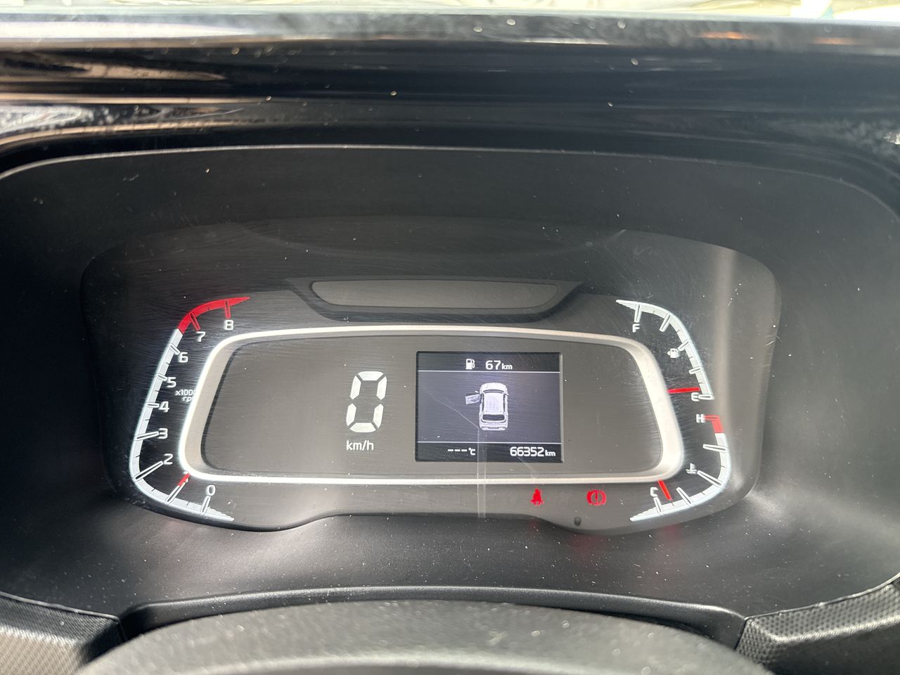KIA Sonet — foto 19 de 25