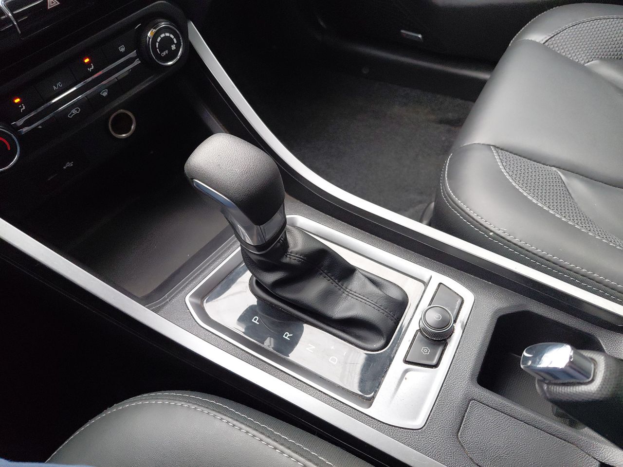 CHERY - 32