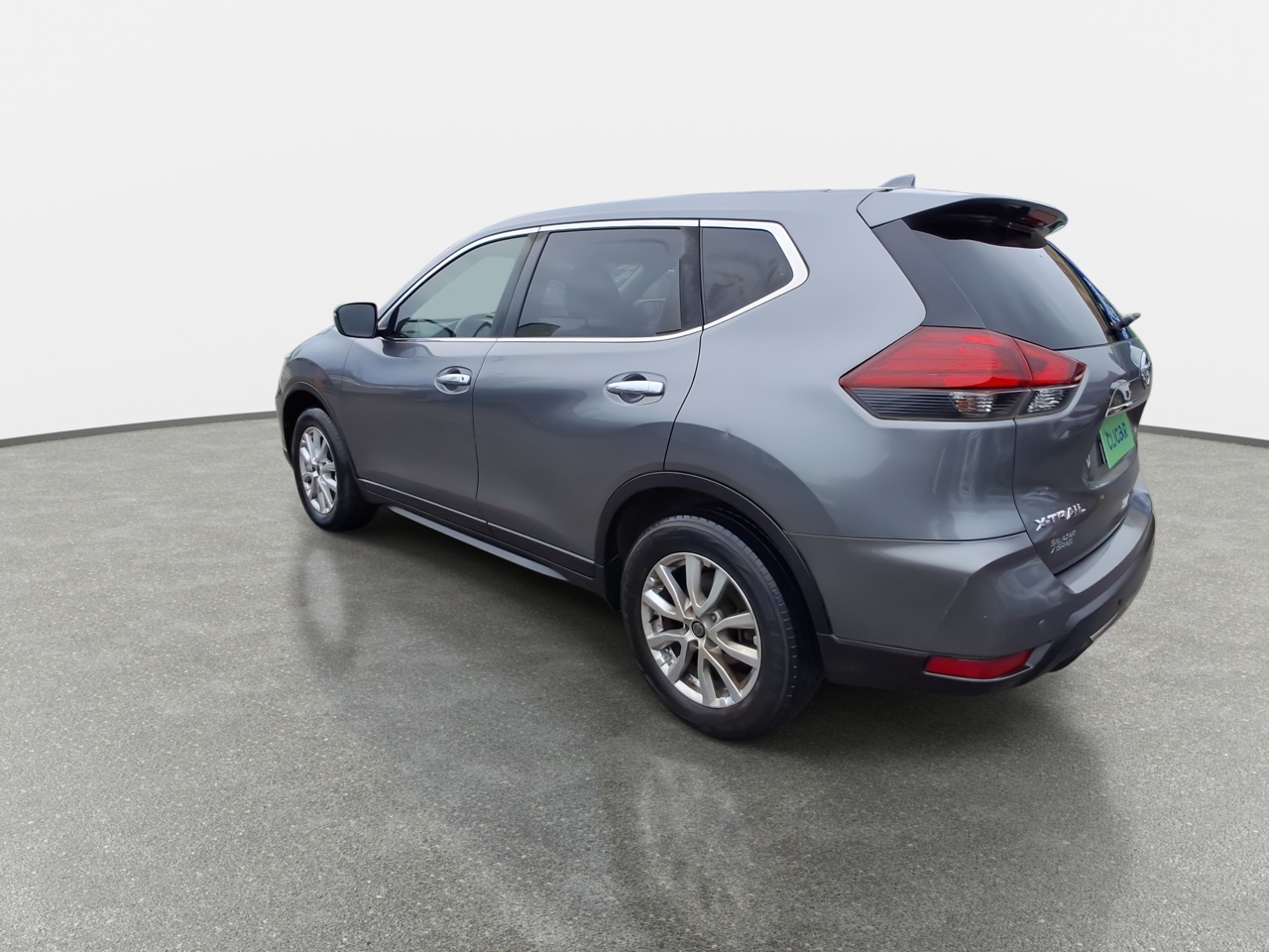 NISSAN - 5