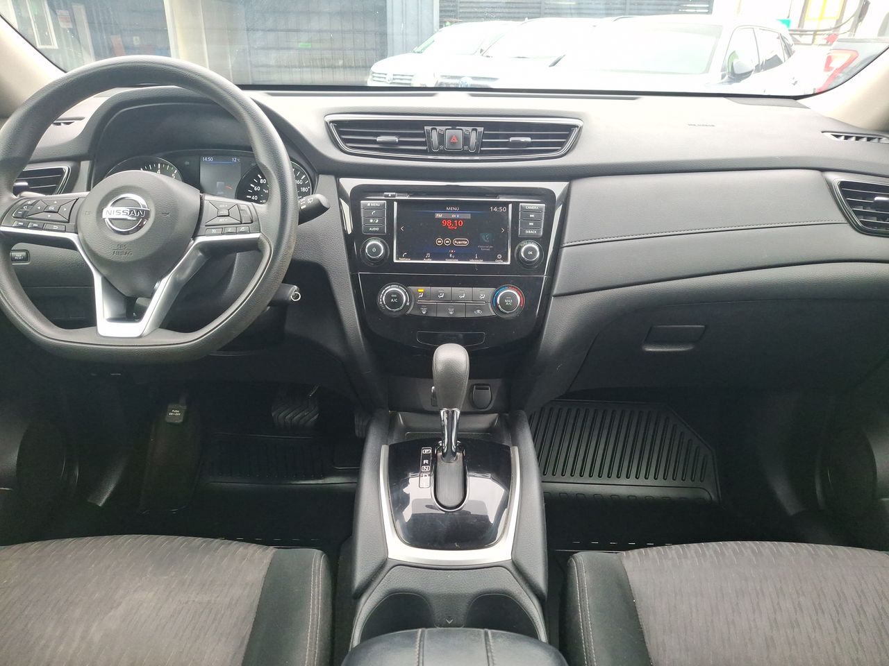 Nissan X-Trail — foto 2 de 26