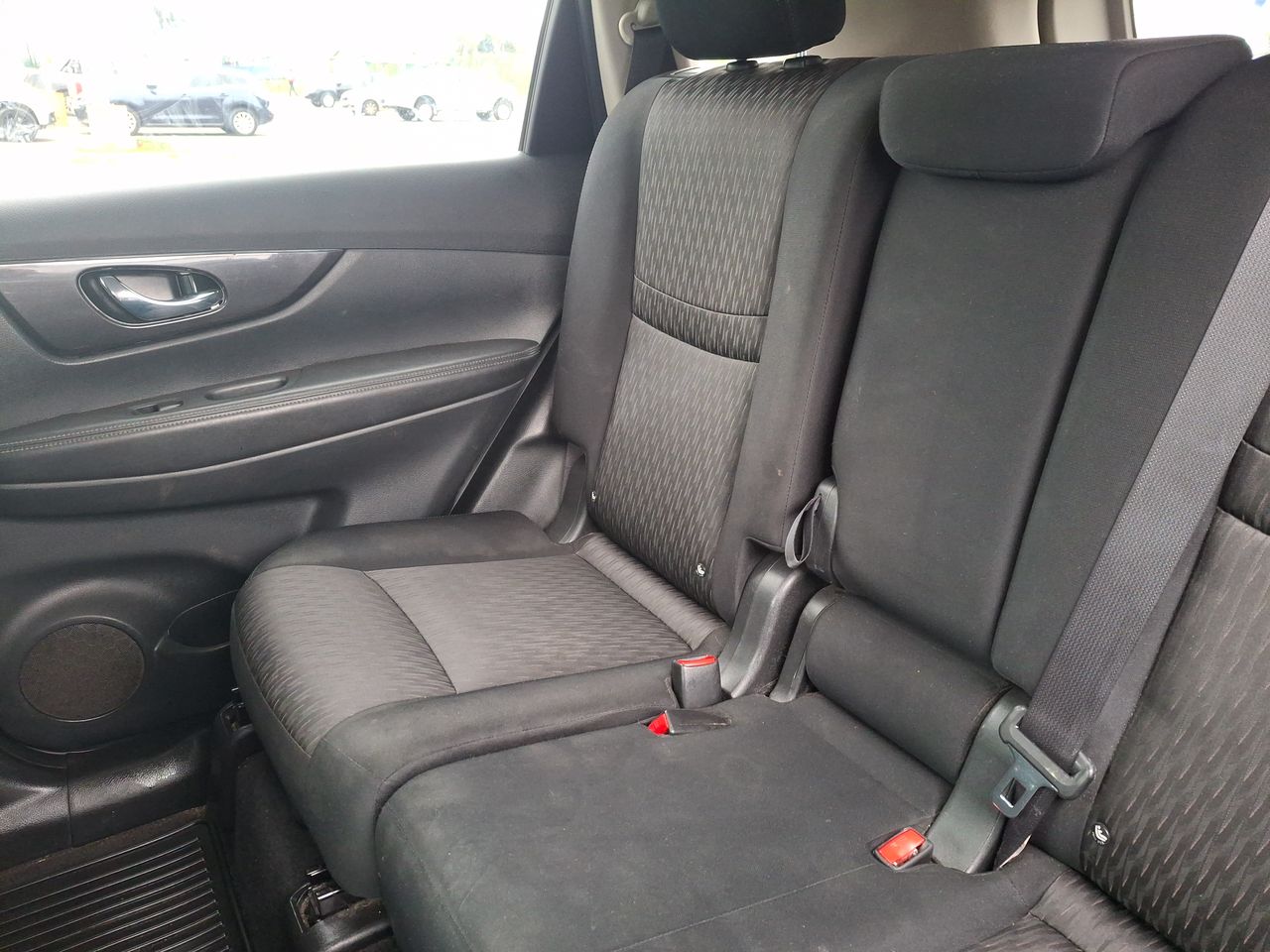 Nissan X-Trail — foto 5 de 26