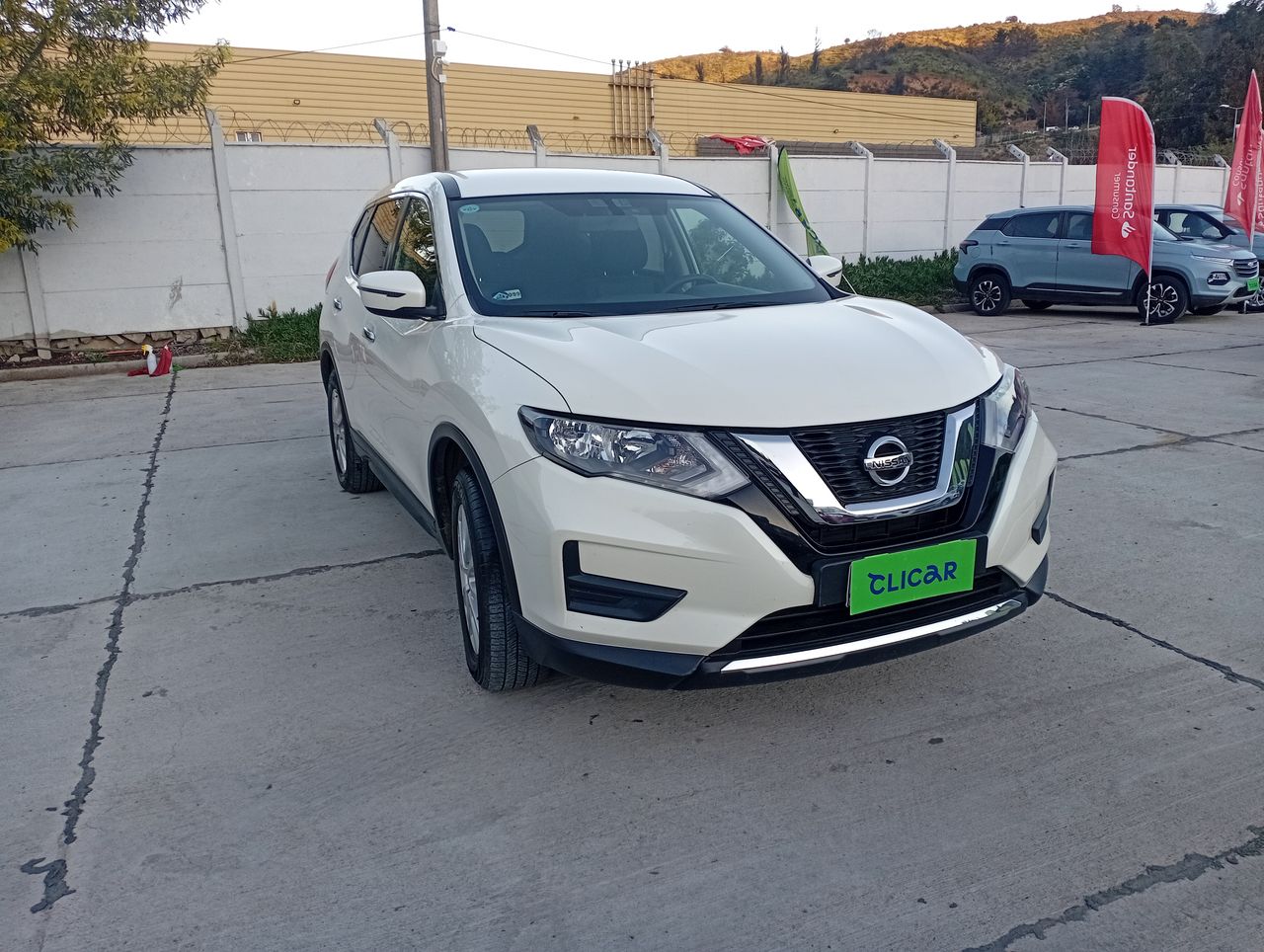 NISSAN - 2