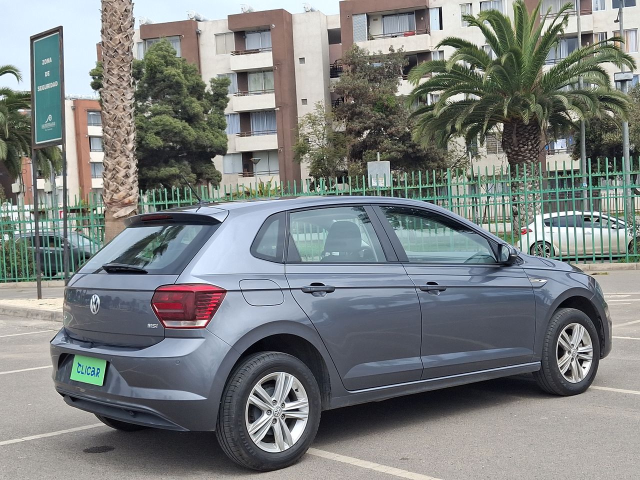 VOLKSWAGEN - 7