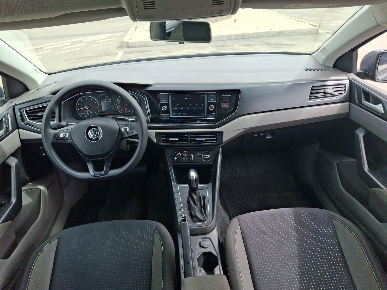 VOLKSWAGEN - 9