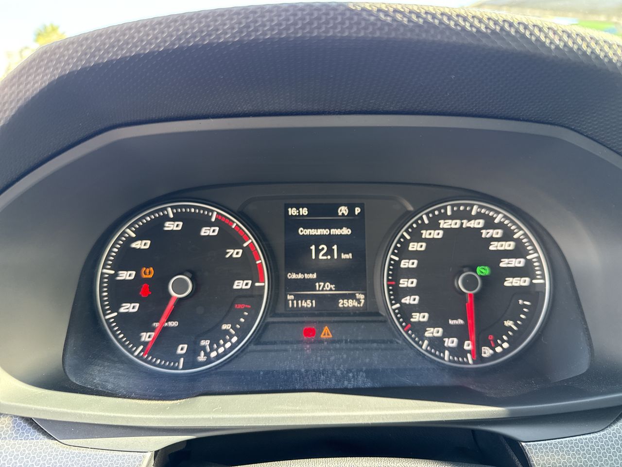SEAT - 27