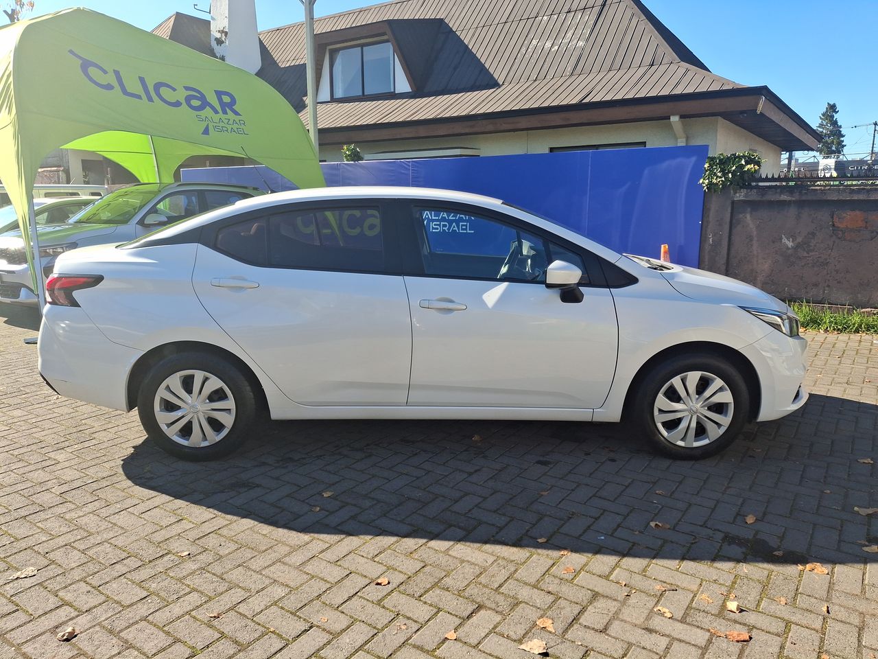 NISSAN - 8