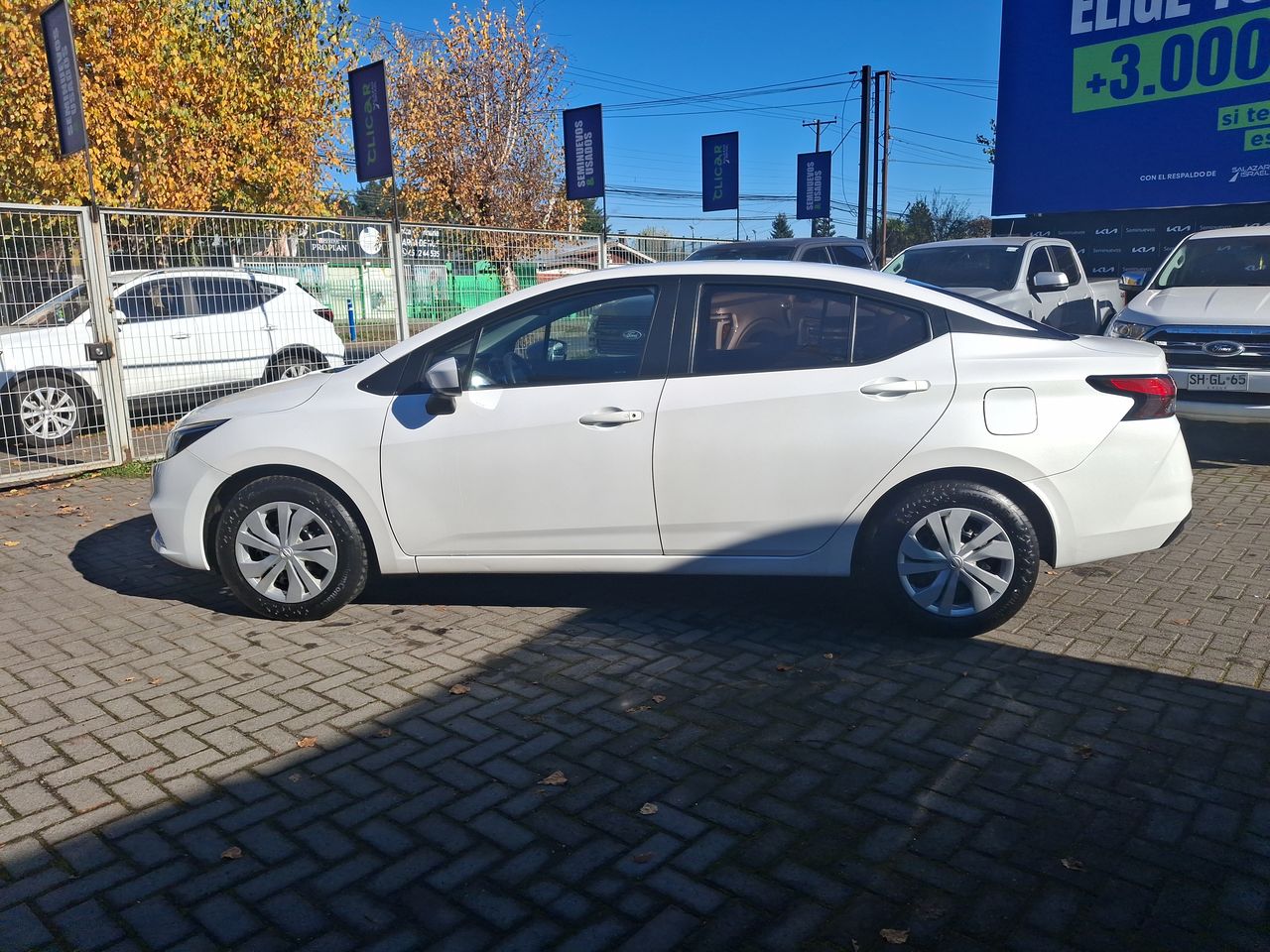 NISSAN - 4