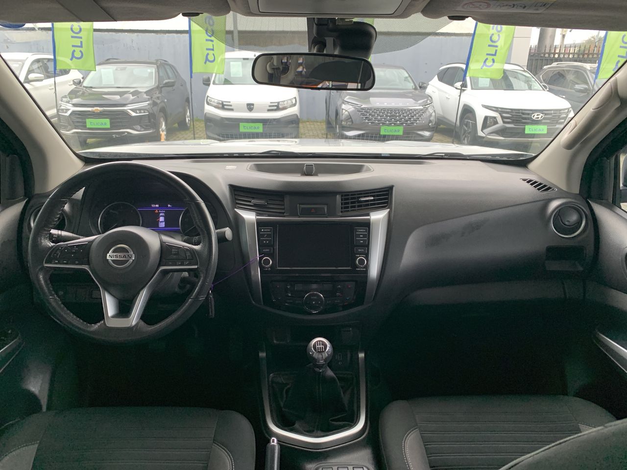 NISSAN - 24