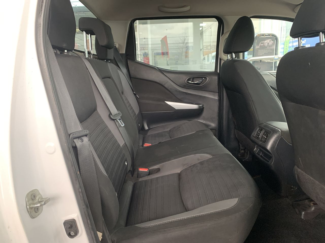 NISSAN - 26