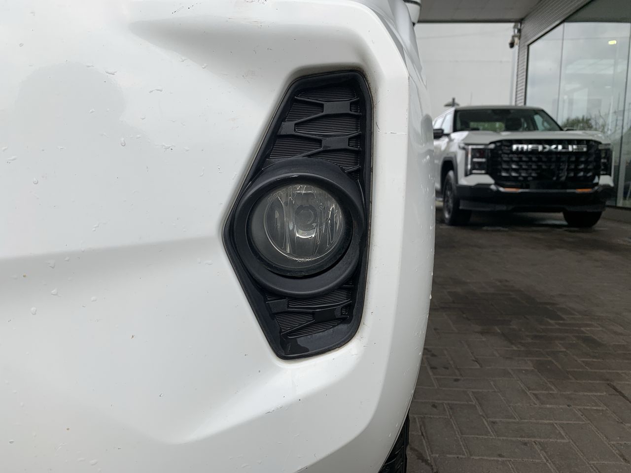 NISSAN - 12