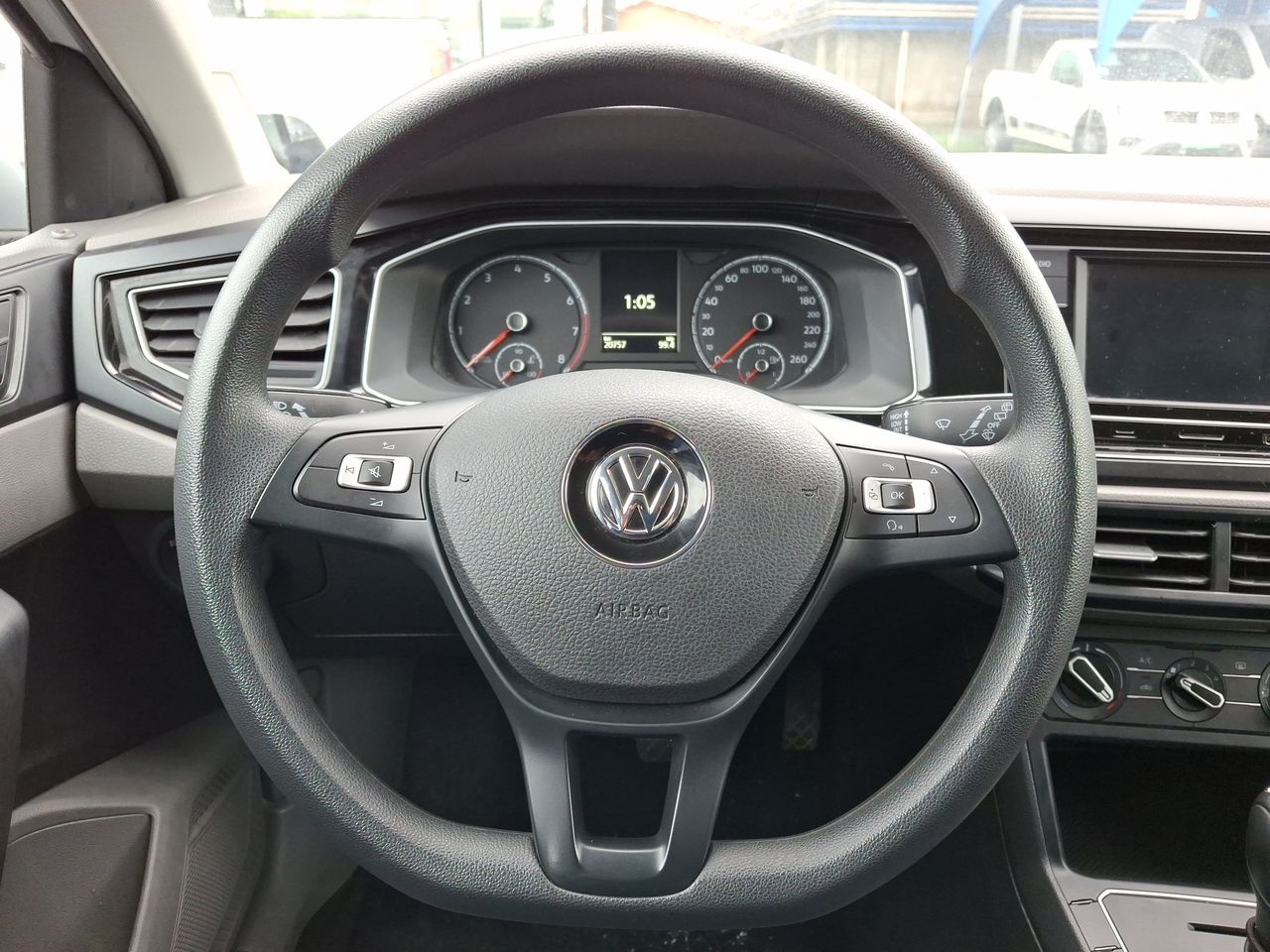 VOLKSWAGEN - 25