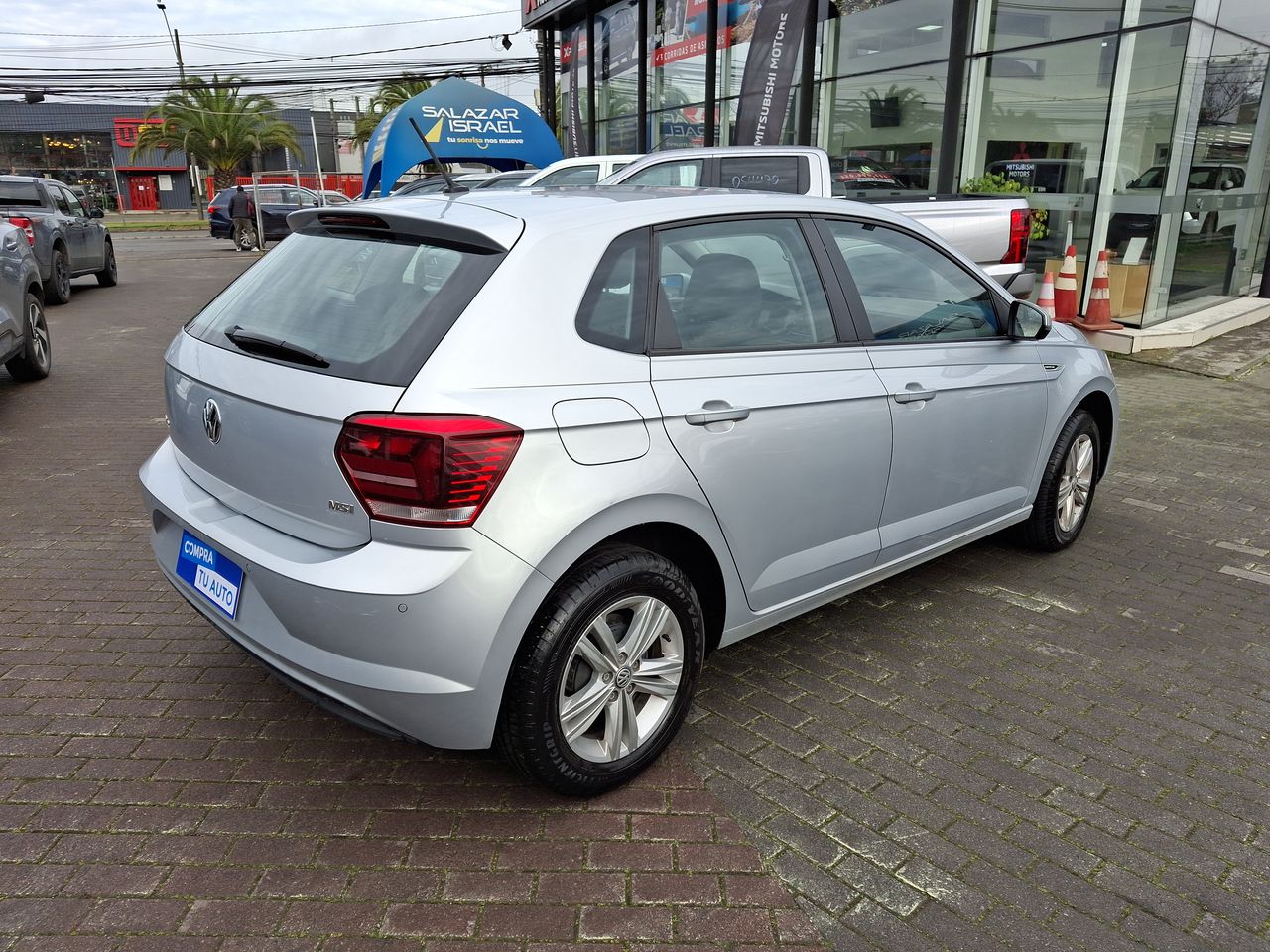 VOLKSWAGEN - 7