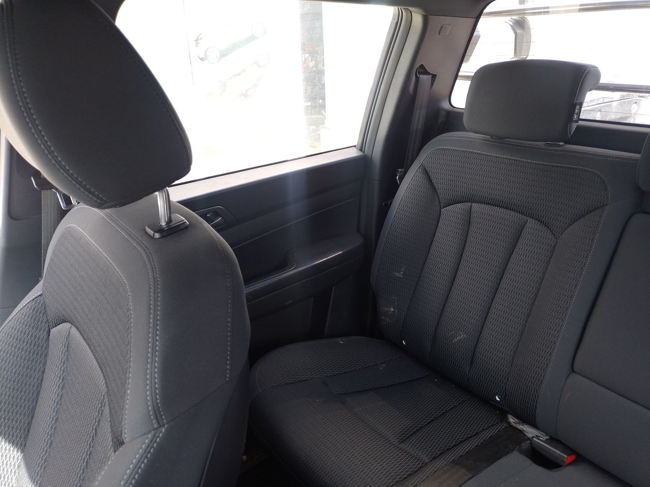 SSANGYONG - 11