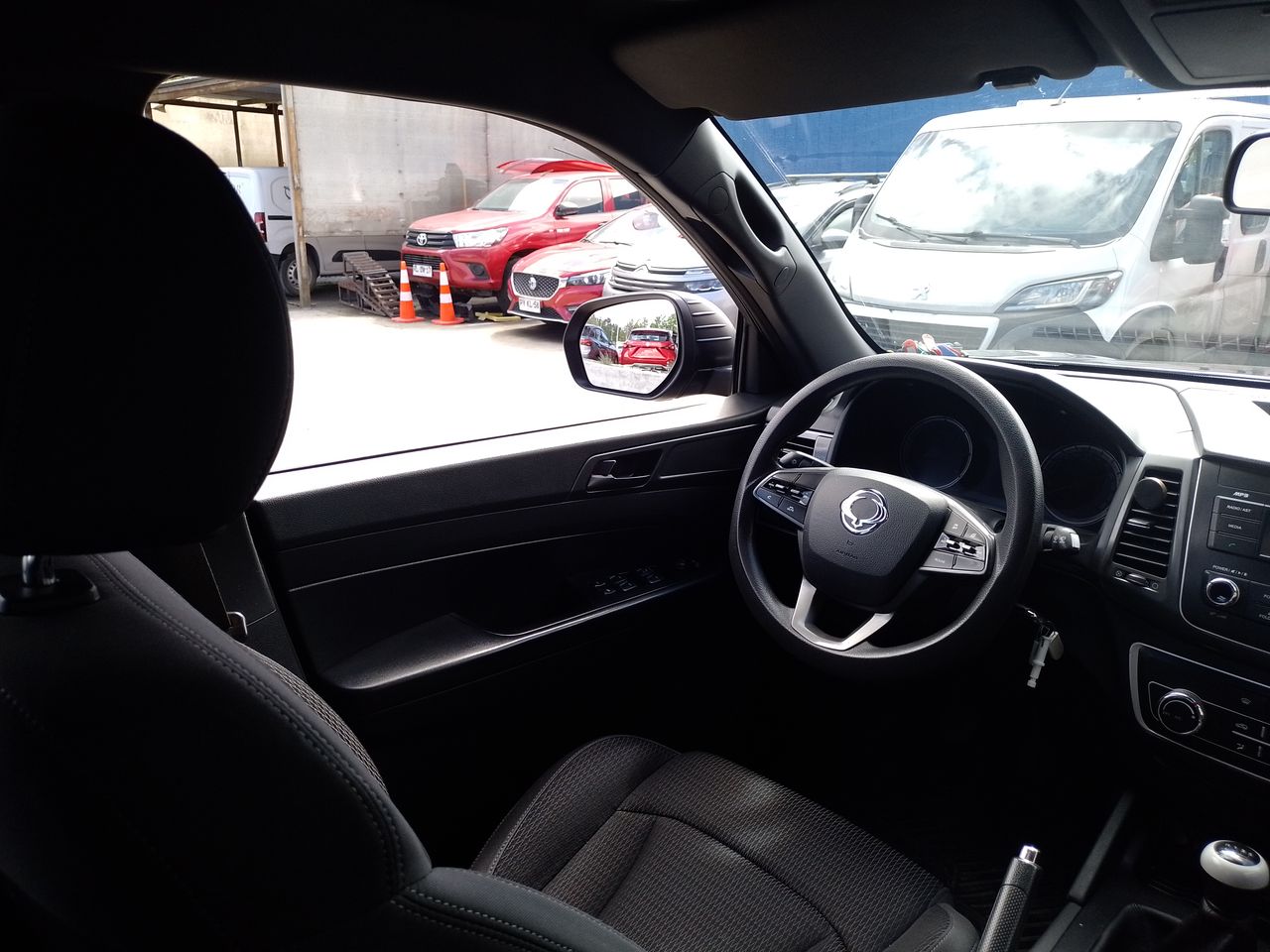 SSANGYONG - 14