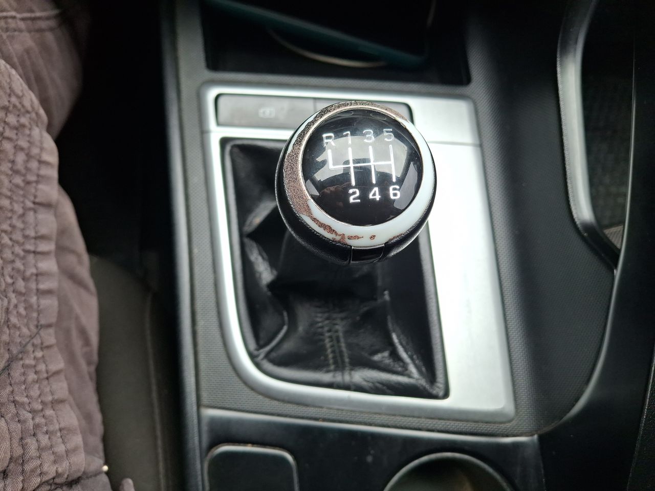 Hyundai Elantra — foto 29 de 30