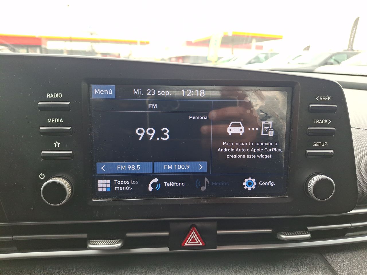Hyundai Elantra — foto 26 de 30