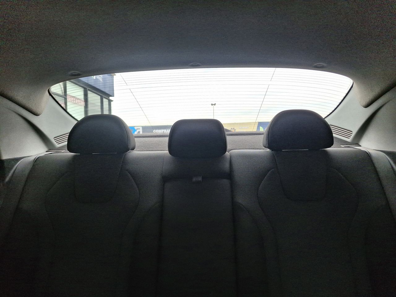 Hyundai Elantra — foto 14 de 30