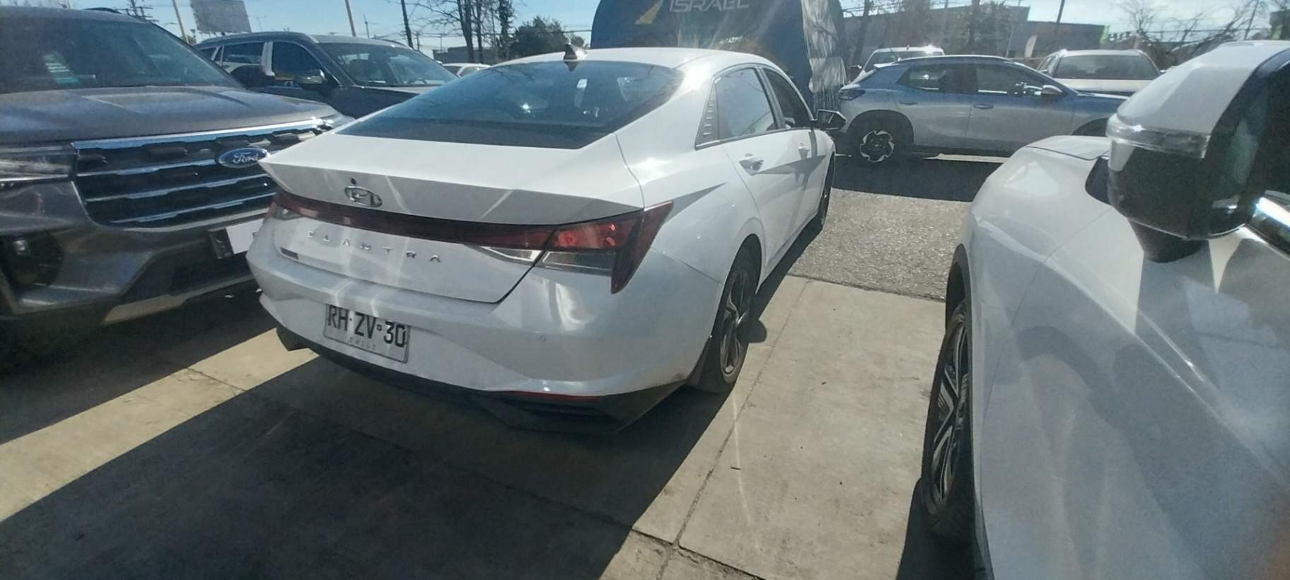 HYUNDAI - 4