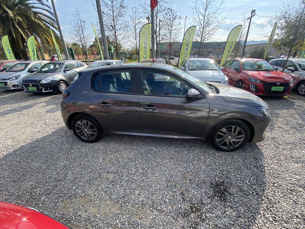 PEUGEOT - 8