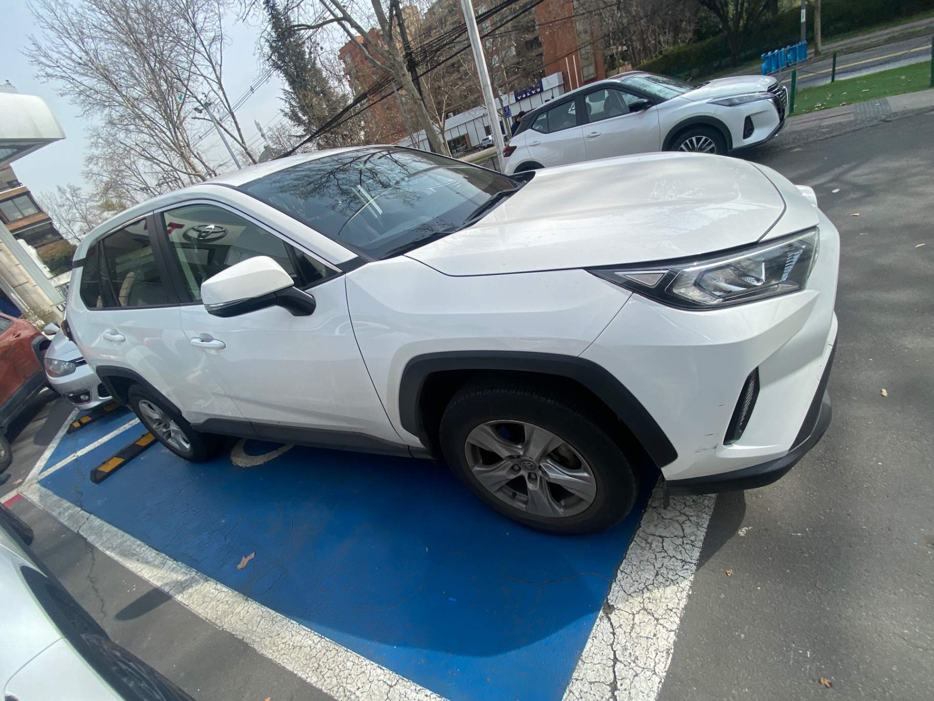 TOYOTA - 3