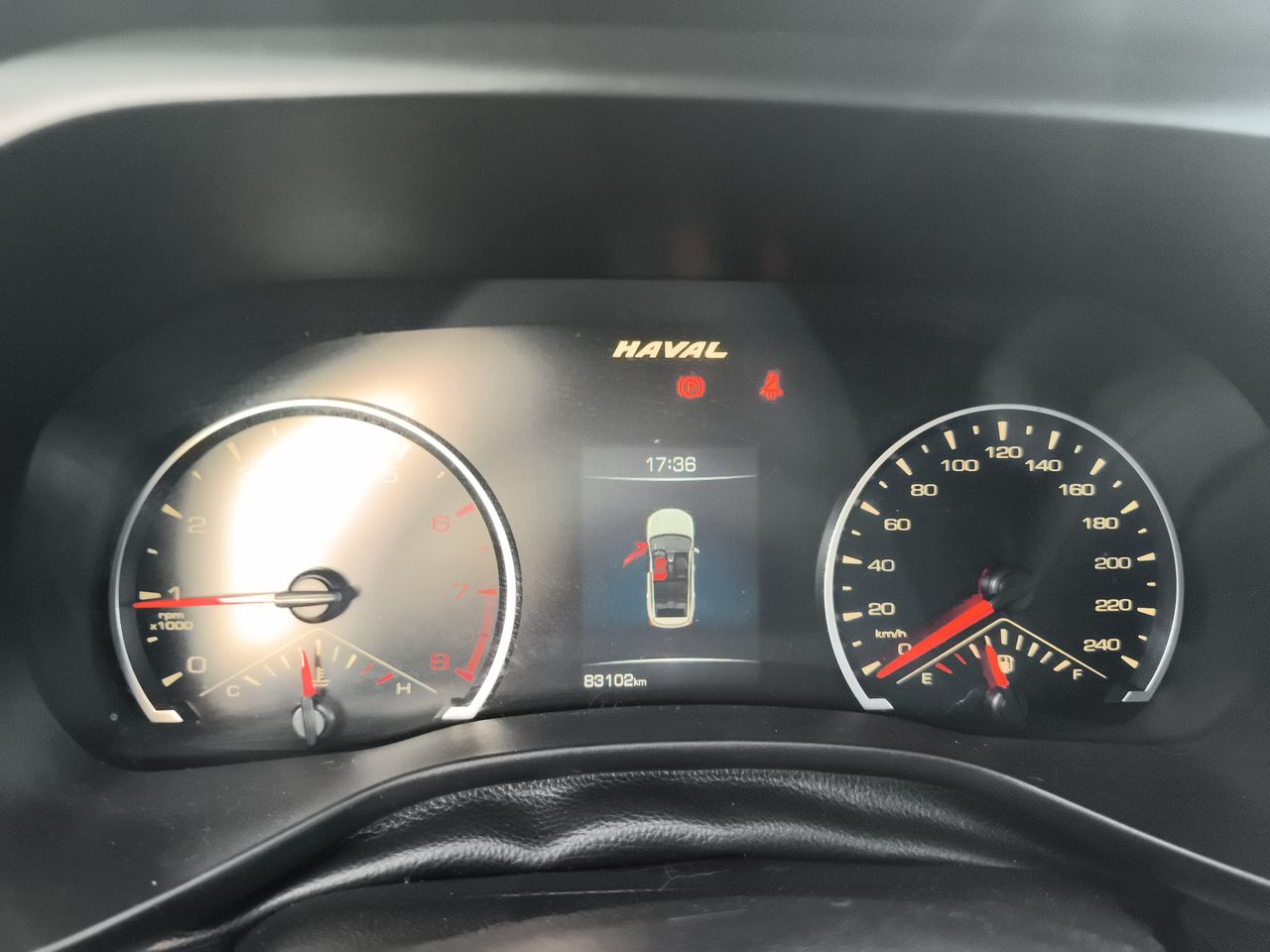 Haval Jolion — foto 17 de 25